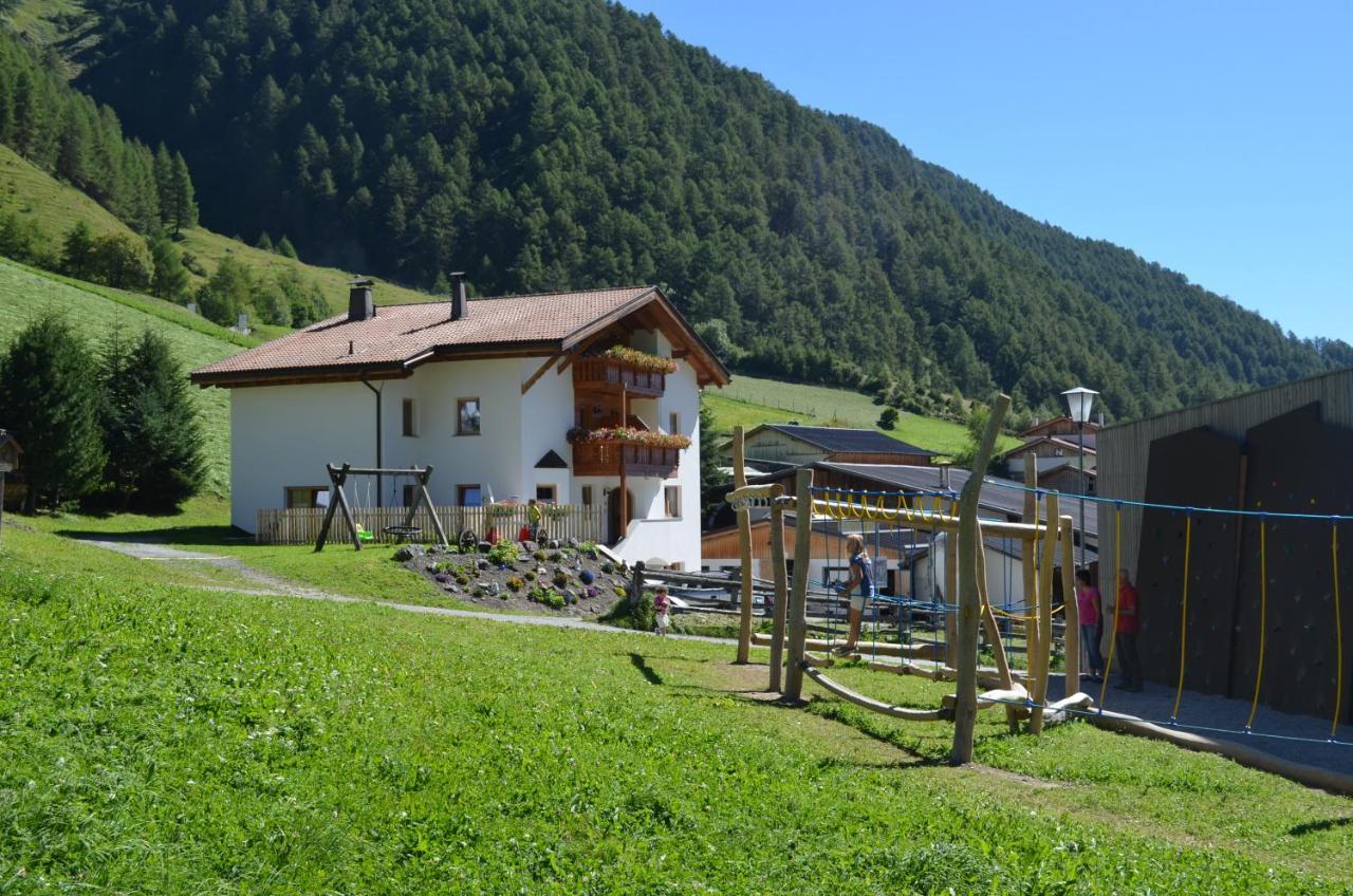 Villa Wastlhof Malles Venosta Exterior foto